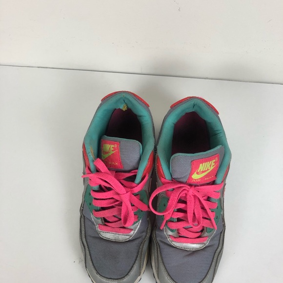Airmax 90’s youth size 5 - Picture 3 of 7